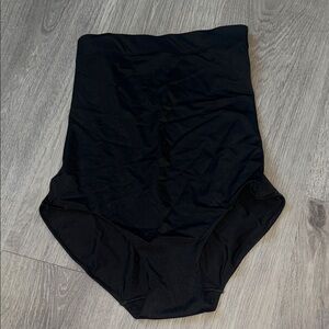 Assets By Spanx Black Shapewear